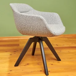 Bielefelder Werkstätten Einzelstühle|Stuhl Cara Mit Armlehnen Stoff Mara BW 1763 383 Grau Gestell Eiche Schwarz Gebeizt