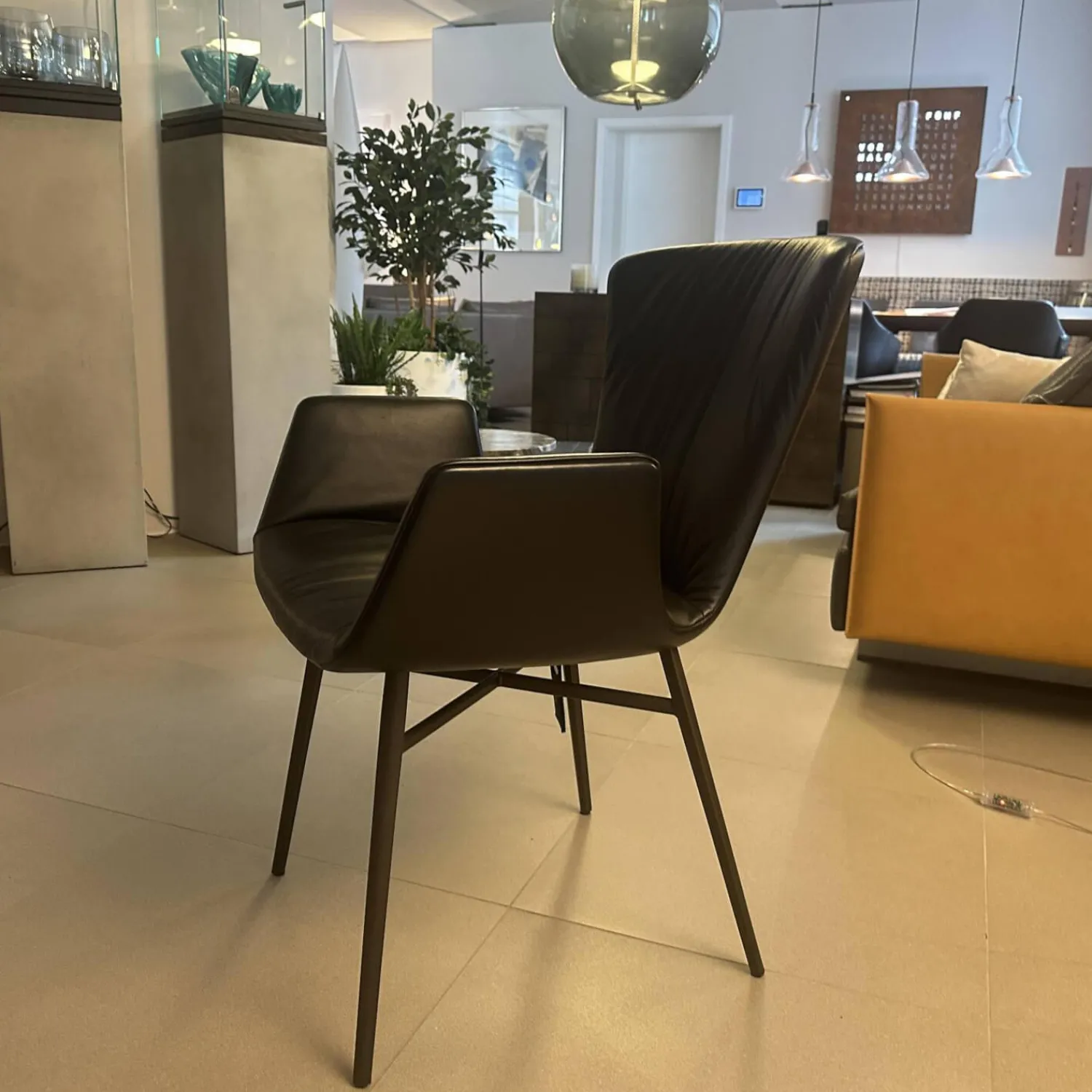 Draenert Einzelstühle|Stuhl Dexter 2058 Leder II Elmosoft 93068 Braun Gestell Stahl Schwarz