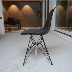 Vitra Einzelstühle|Stuhl Eames Plastic Side Chair DSR Stoff Hopsak Dunkelgrau Drahtgestell Basic Dark