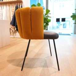 KFF Einzelstühle|Stuhl Gaia Bezug Sitz Leder Sauvage Anthrazit Rücken Stoff Seven Ocre Gelb Metallgestell Struktur Schwarz