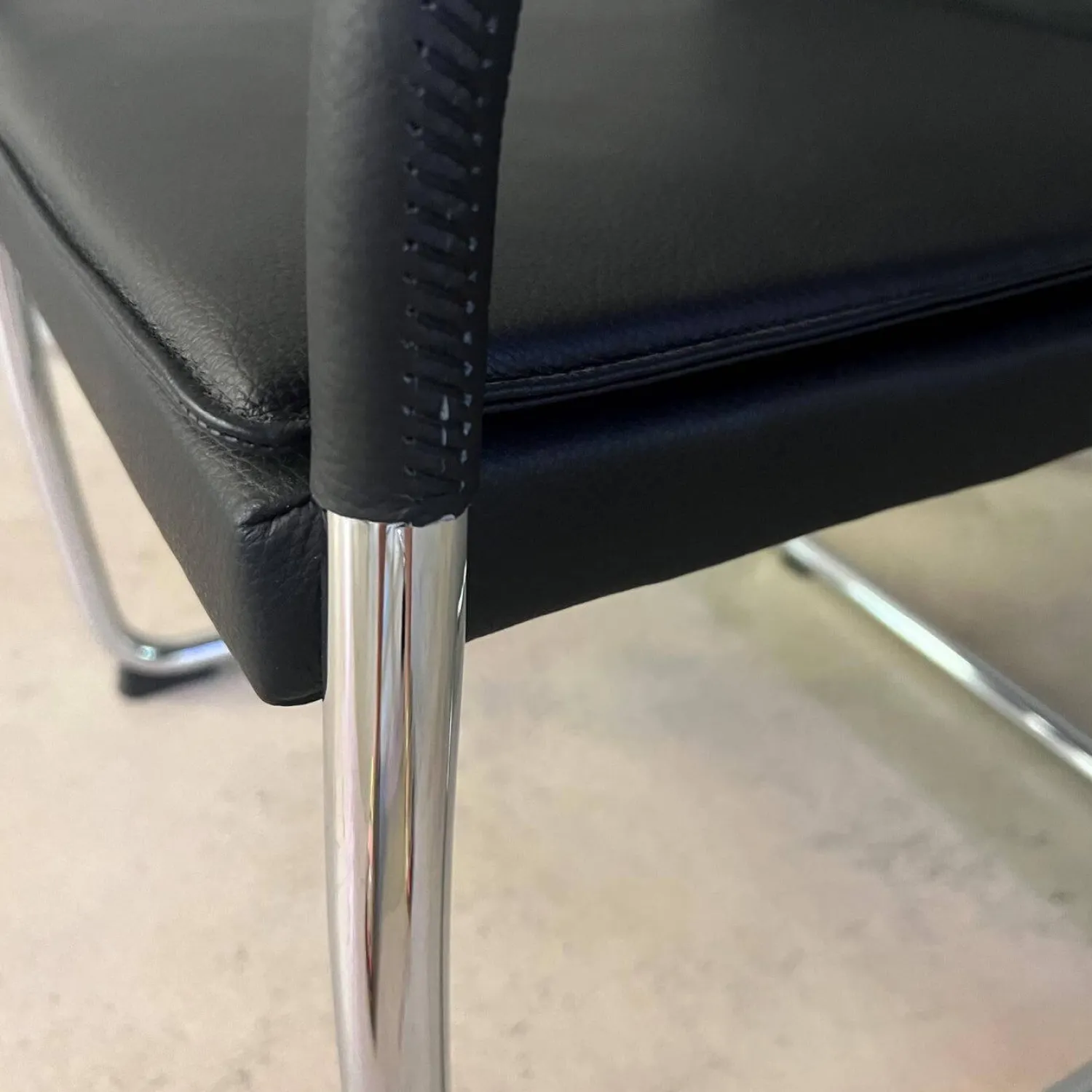 Walter Knoll Einzelstühle|Stuhl George 1567 Leder Select 40 Schwarz Gestell Rundrohrstahl Hochglanz Verchromt