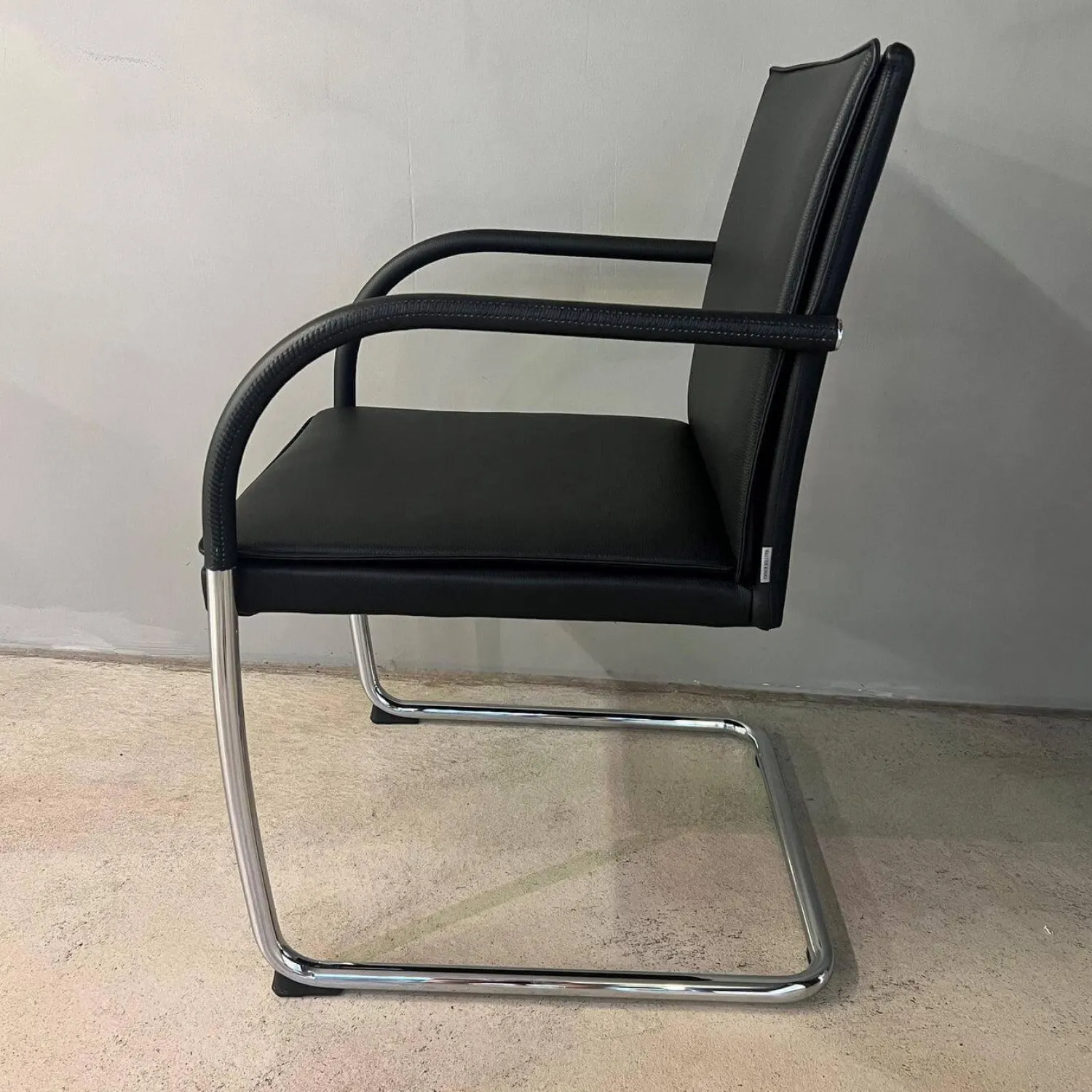 Walter Knoll Einzelstühle|Stuhl George 1567 Leder Select 40 Schwarz Gestell Rundrohrstahl Hochglanz Verchromt