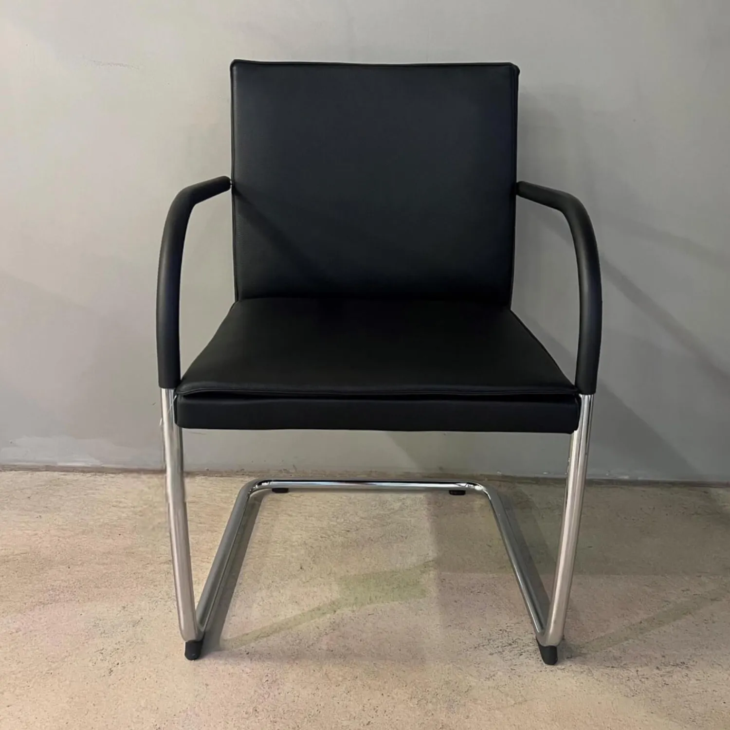 Walter Knoll Einzelstühle|Stuhl George 1567 Leder Select 40 Schwarz Gestell Rundrohrstahl Hochglanz Verchromt