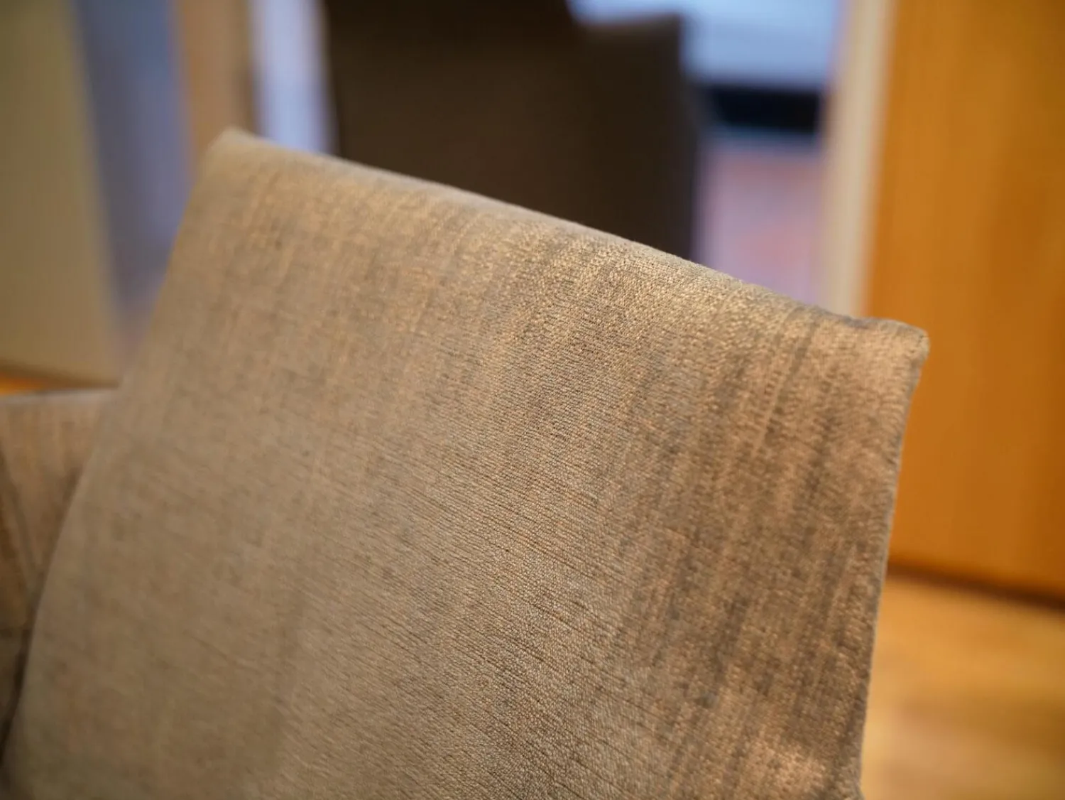 Team 7 Einzelstühle|Stuhl Grand Lui Bezug Stoff Maple MA862 Grau Meliert Drehgestell Schwarz Matt