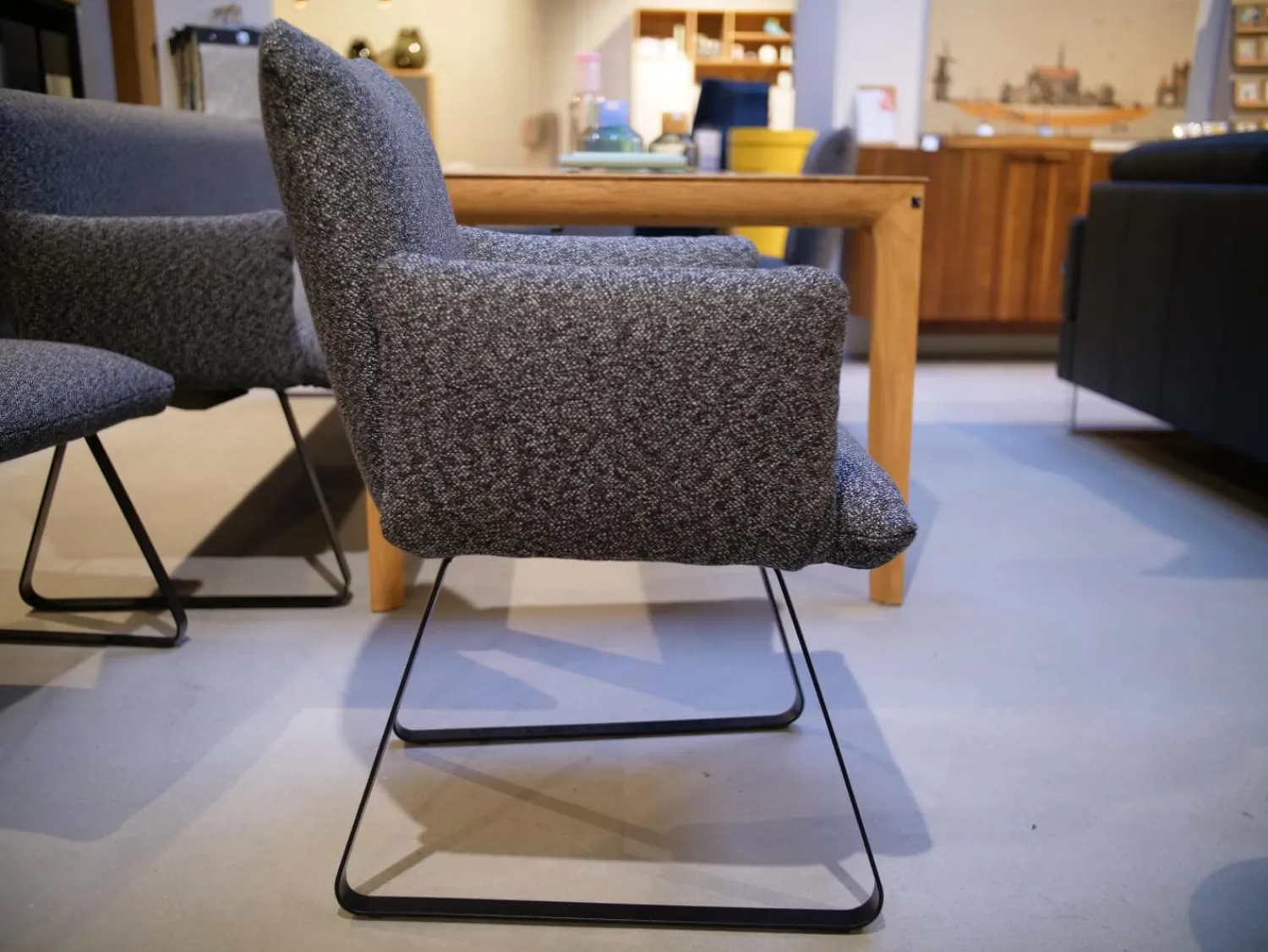 Bielefelder Werkstätten Einzelstühle|Stuhl Heaven Dining Stoff Mara Graphit Grau Gestell Metallkufe Schwarz Mit Armlehne