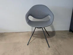 Tonon Einzelstühle|Stuhl Moon Stoff Dunkelgrau 4 MC Füße Schwarz