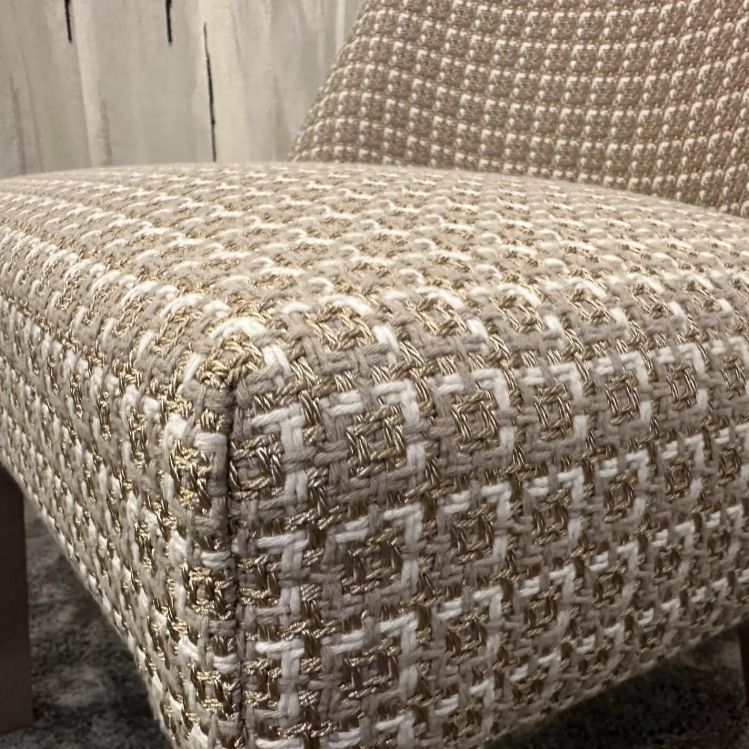 Oasis Einzelstühle|Stuhl Musa 1 Stoff Dedar Cherie Duna Beige Füße Holz Grau Beige Lackiert