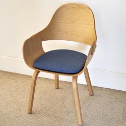 BD Barcelona Einzelstühle|Stuhl Showtime Nude Wooden Esche Natur Sitzkissen Medle Y12 Blau