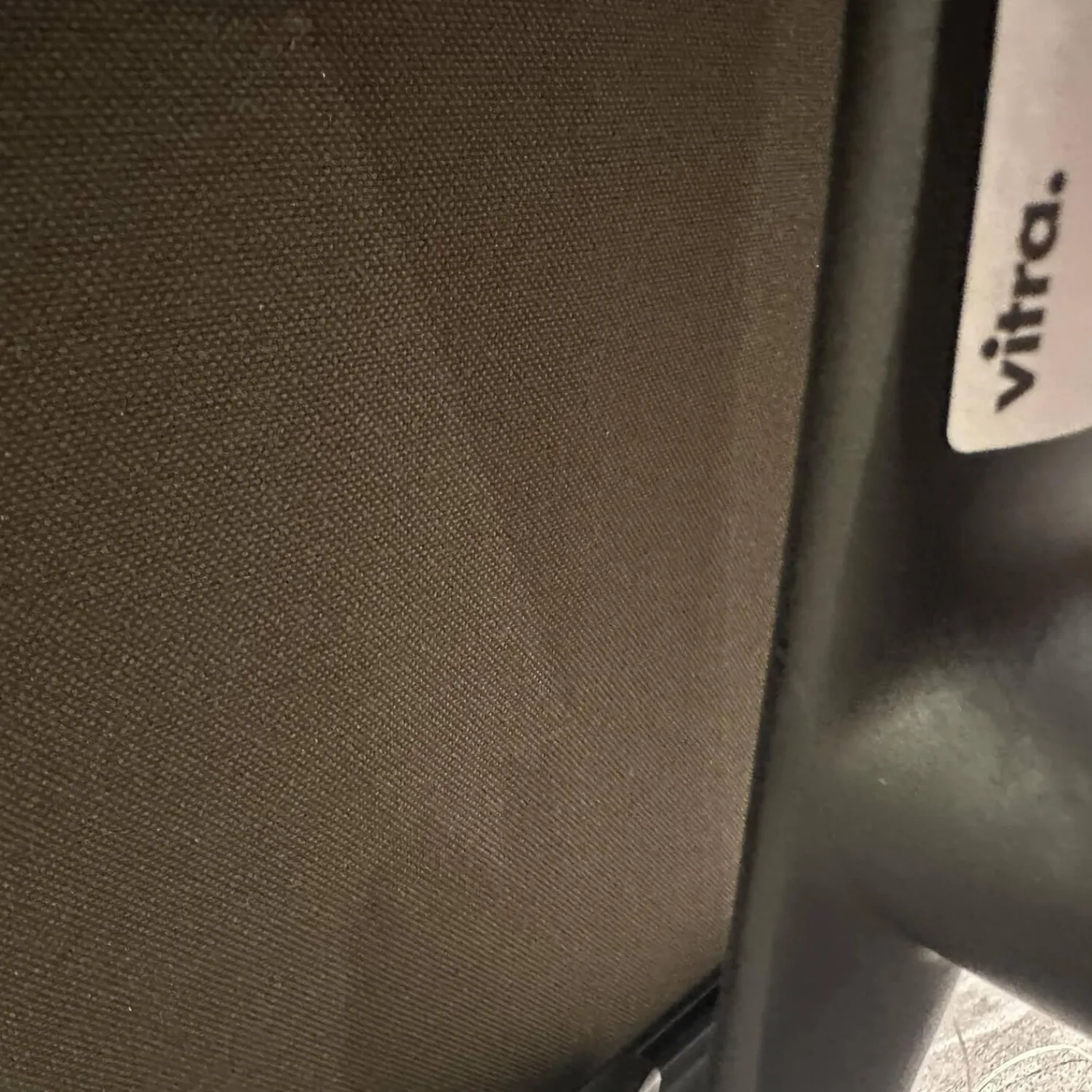 Vitra Bürostühle|Stuhl Soft Pad EA 208 Leder Premium Jade Grün Gestell Klassische Höhe Schwarz