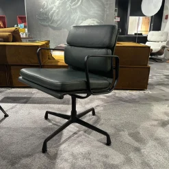 Vitra Bürostühle|Stuhl Soft Pad EA 208 Leder Premium Jade Grün Gestell Klassische Höhe Schwarz