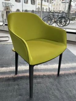 Vitra Einzelstühle|Stuhl Softshell Chair Plano Stoff Avocado Grün Vierbein-Untergestell Chocolate Schwarz