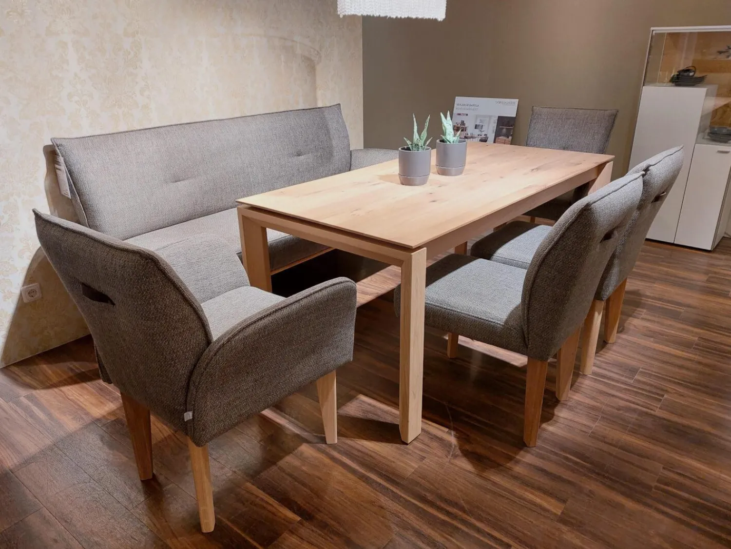 Global Stuhlsets|Stuhlgruppe Bank 2 Stühle 2 Sessel Stoff 062609 Grau Braun Füße Bianche Weiß Geölt