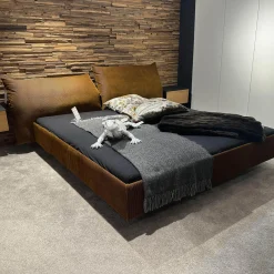 Möller Design Polsterbetten|Systembett MD13 Stoff Charmelle Cord 52 Rot Braun Holzfuß Schwarz Mit Kopfteil Rose