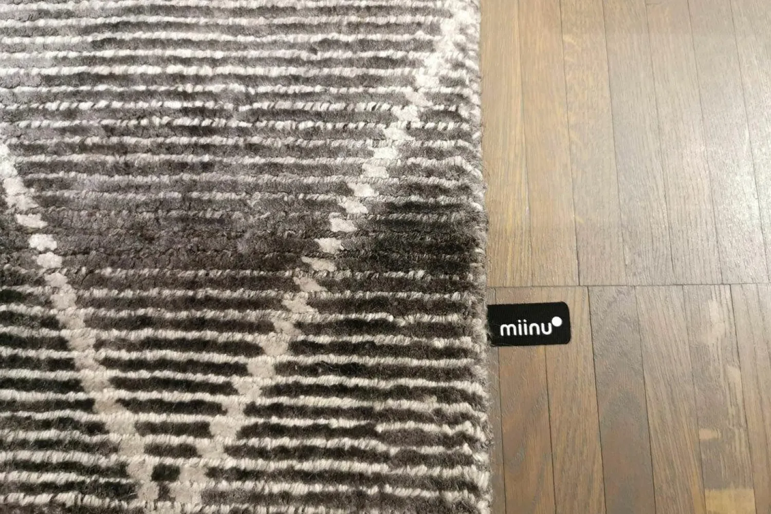 Miinu Teppiche|Teppich 250x250 Chilok Schurwolle Tencel Lyocell Volganic Glass Grau