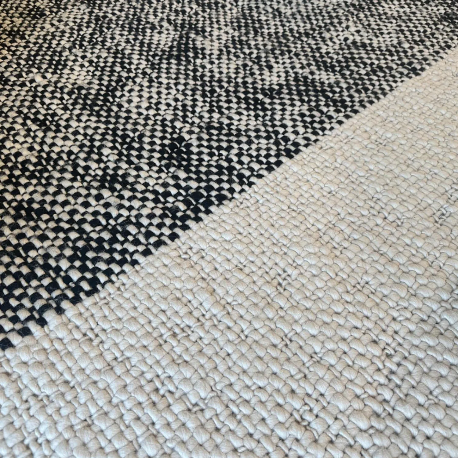 Minotti Teppiche|Teppich 450x250 Cross Flag Bian Cenere Wolle Weiß Schwarz