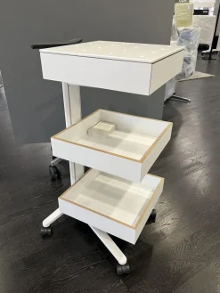 Wilkhahn Regale & Container|Tisch 446/3 Confair Server Catering Korpus Schichtstoff Säule Weiß Beschichtet Mit Schubladenbox Und Rollen