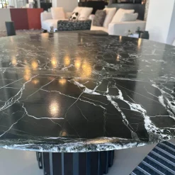 Janua Esstische|Tisch BC 07 Basket Platte Stein Verde Lepanto Schwarz Weiß Rund Streben Tiefschwarz Schwarz