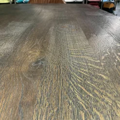 Janua Esstische|Tisch BC 17 T-Rox Platte Eiche Geräuchert Anthrazit Geölt Gestell Travertin Titanium