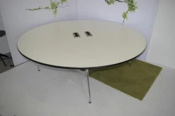 Vitra Schreibtische & Sekretäre|Esstische|Tisch Eames Segmented Table Hartbelag Weiß Kunststoffkante Schwarz Gestell Chrom