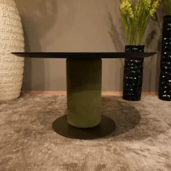 ASCO Esstische|Tisch Gaia Platte Räuchereiche Massiv Schwarz Geölt Bodenplatte Stahl Oliv Pulverbeschichtet