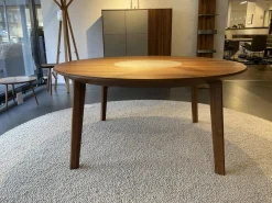 Team 7 Esstische|Tisch Miro Nussbaum Natur Geölt Drehteller Keramik Phedra Grau