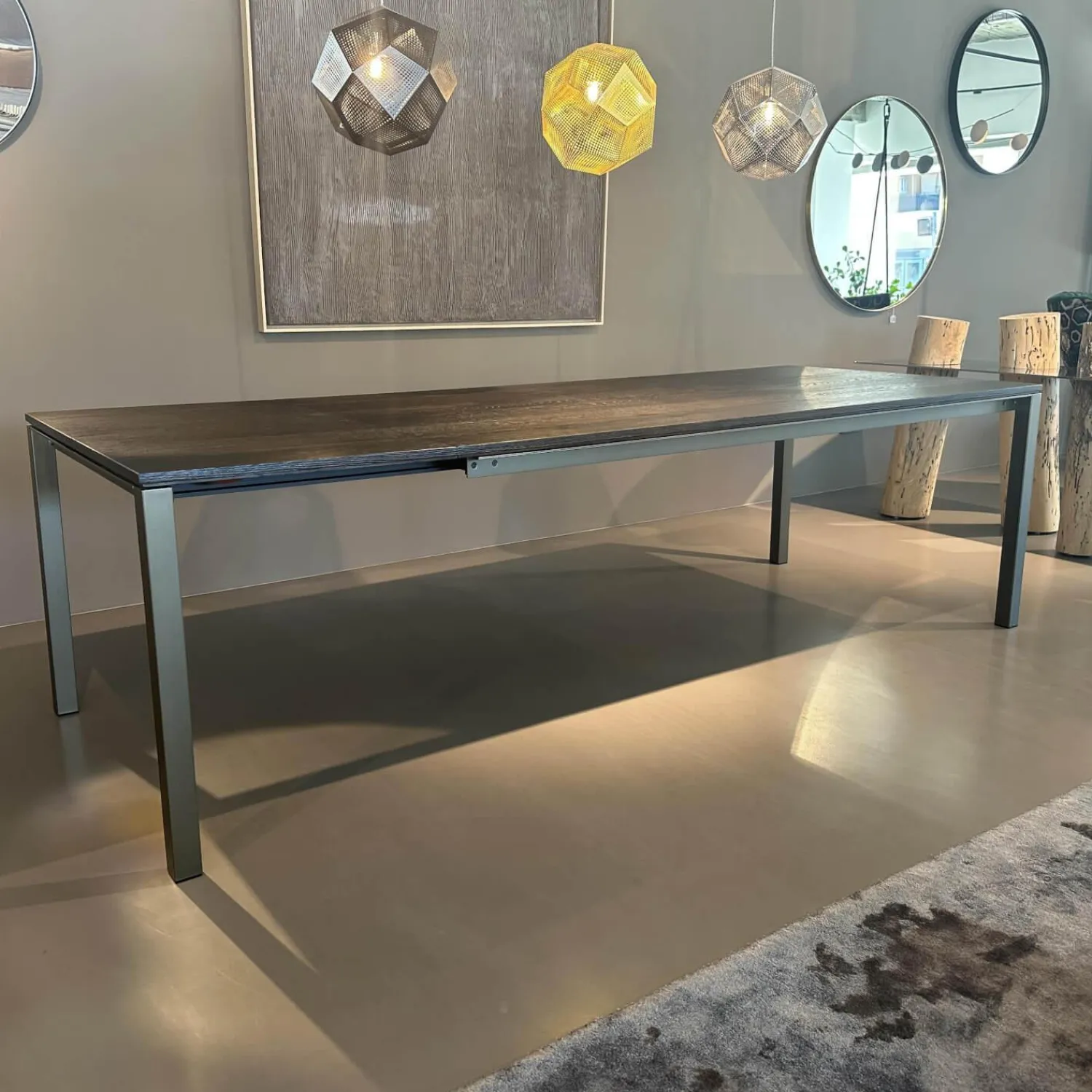 Janua Esstische|Tisch S600 Platte Eiche Geräuchert Anthrazit Geölt Gebürstet Gestell Metall Stahllasur Bronze