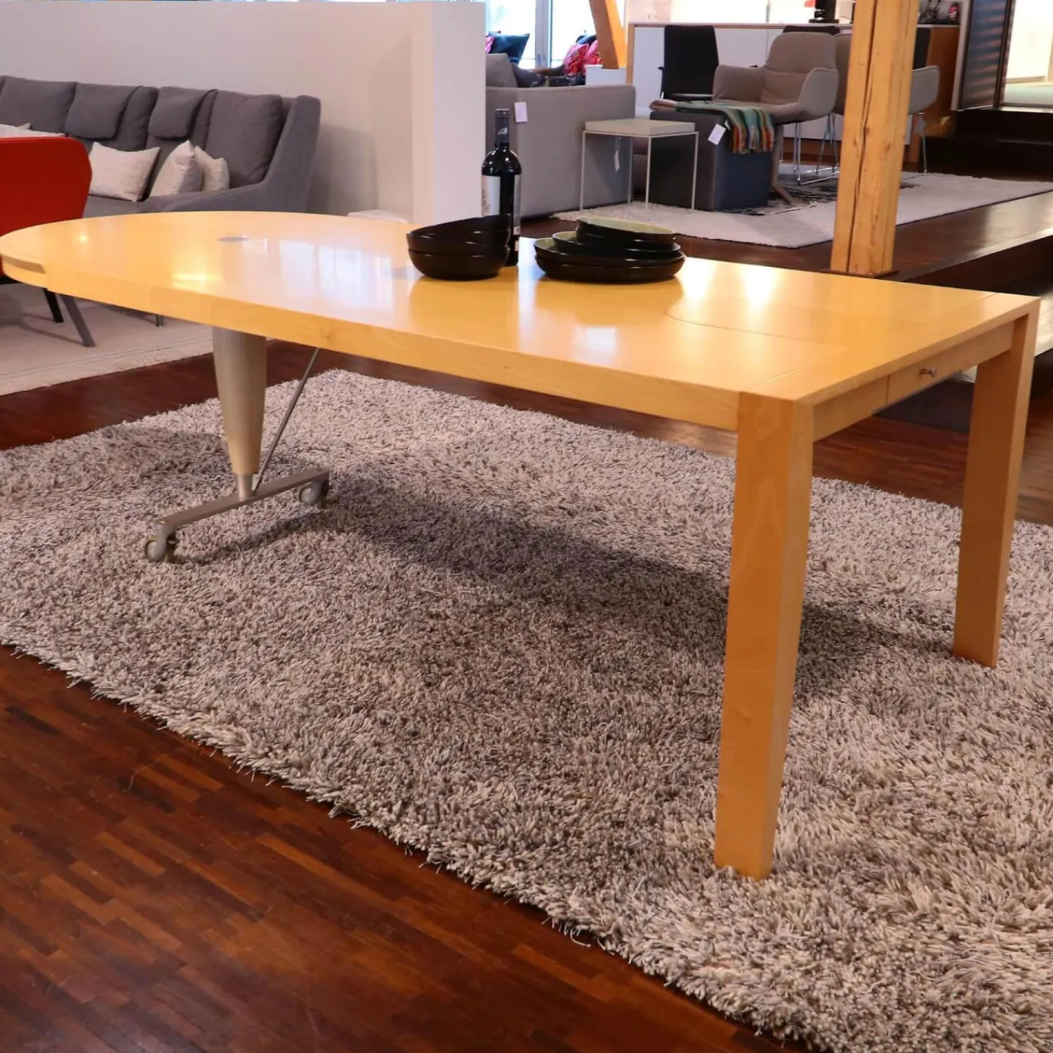 Giorgetti Esstische|Tisch Zoi Ahorn Rarität Design Chi Wing Lo