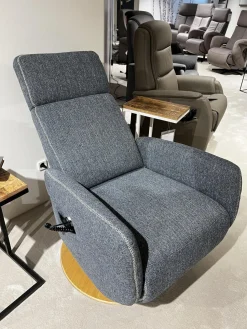 Natura Relaxsessel|TV Sessel Sommerville Stoff Amsterdam Blau Grau Drehteller Eiche Bianco 2 Motorisch Mit Akku