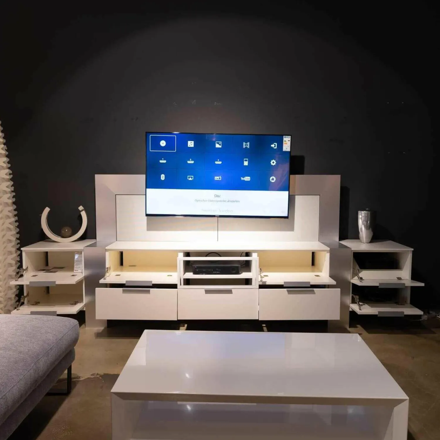 Musterring Wohnwände & Tv-Lowboards|TV-Board MR Media Frame Lack Weiß Paneelrahmen Rahmenblende Aluminum