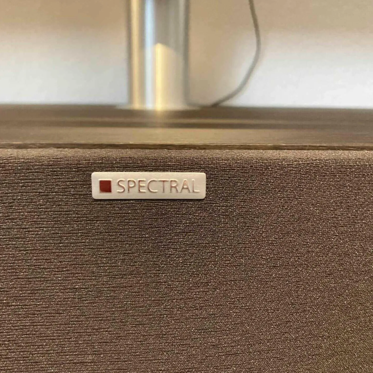 Spectral Smart Furniture Wohnwände & Tv-Lowboards|TV-Board Twenty Eiche mit Soundsystem und TV-Halterung