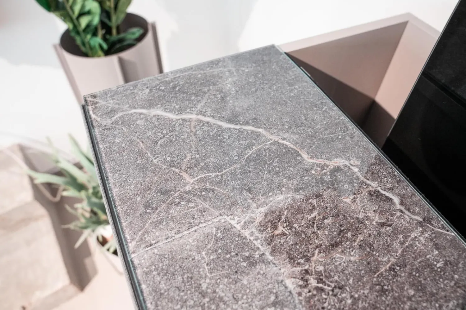 Spectral Smart Furniture Vitrinen & Highboards|TV-Highboard JSL TV-Lift JSL1304-PE Pebble Abdeckplatte Glas