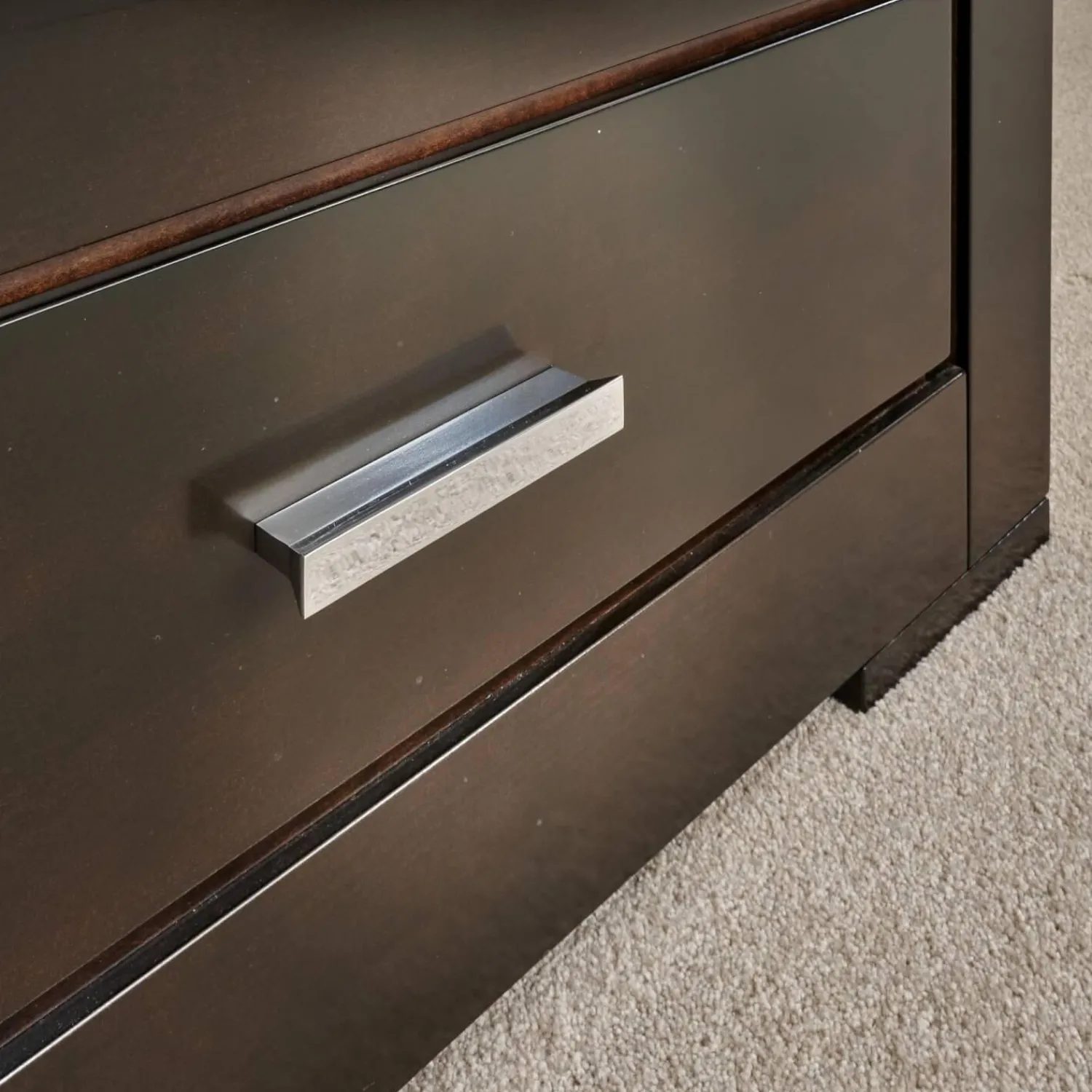 Form Exclusiv Vitrinen & Highboards|Vitrine Bordeaux Kirschbaum Nero Inklusive Beleuchtung, 4 Schubladen Und 6 Glasböden