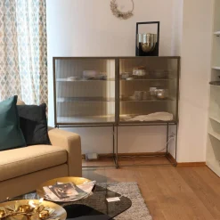 Ligne Roset Vitrinen & Highboards|Vitrine Canaletto Container Front Klarglas K7 Korpus Lack Tongrau Seidenmatt