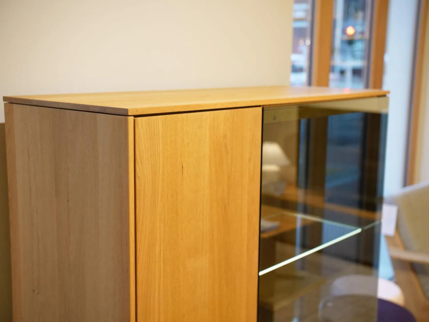 Team 7 Vitrinen & Highboards|Vitrine Filigno Eiche Natur Geölt Braun Rauchglas Mit Beleuchtung Und Fernbedienung