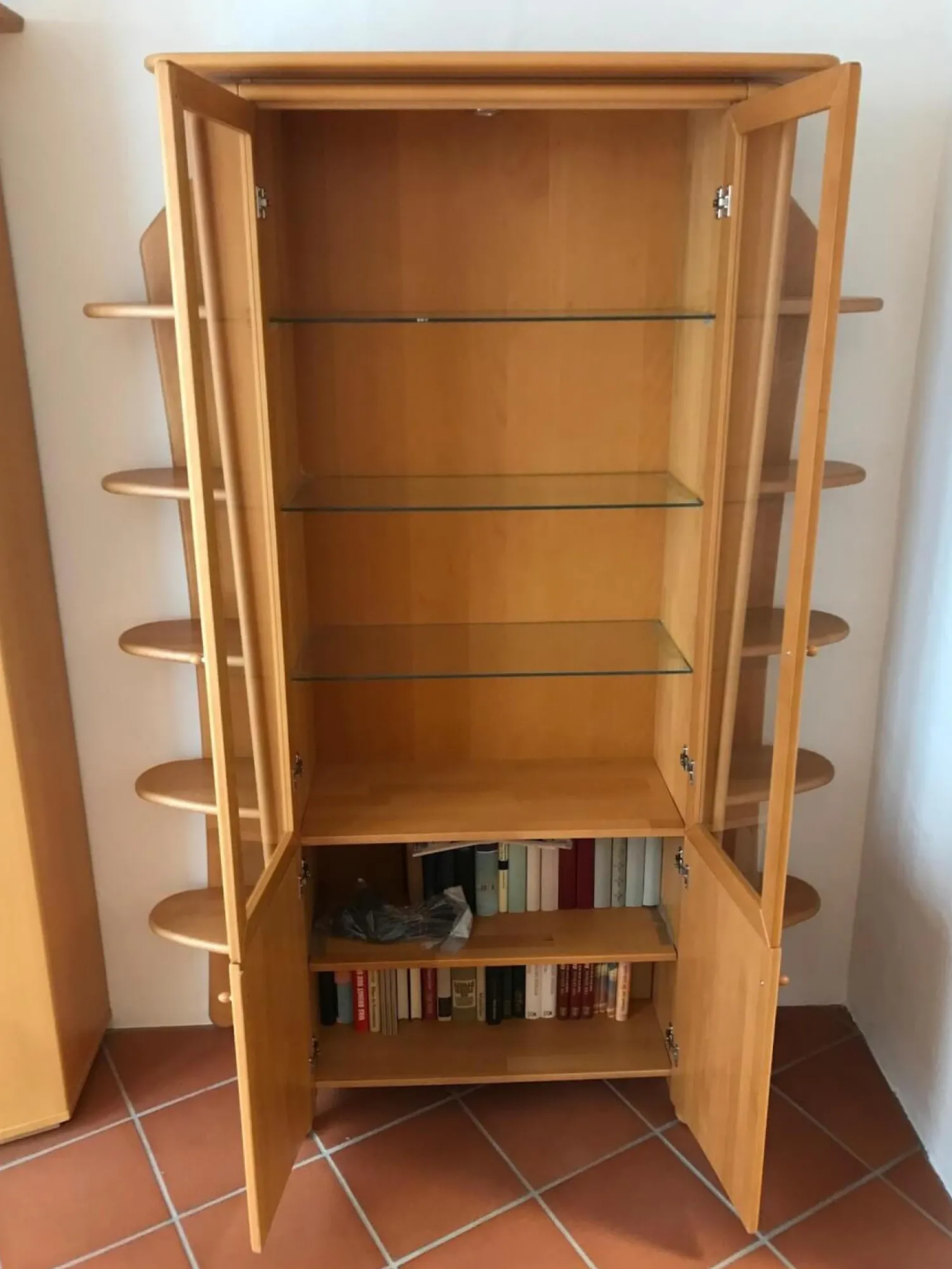 Venjakob Vitrinen & Highboards|Vitrine Genius Massivholz Buche Massiv Mit Beleuchtung