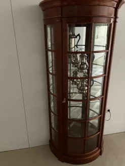 Küper Einrichtung Vitrinen & Highboards|Vitrine Halbrund Kirsche Massiv Lackiert Rotbraun mit Beleuchtung