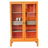 Form Exclusiv Vitrinen & Highboards|Vitrine Hampton Eiche Massiv Geölt Offenporig Lackiert In Pantone Orange Tür Klarglas Mit Ledergriffen