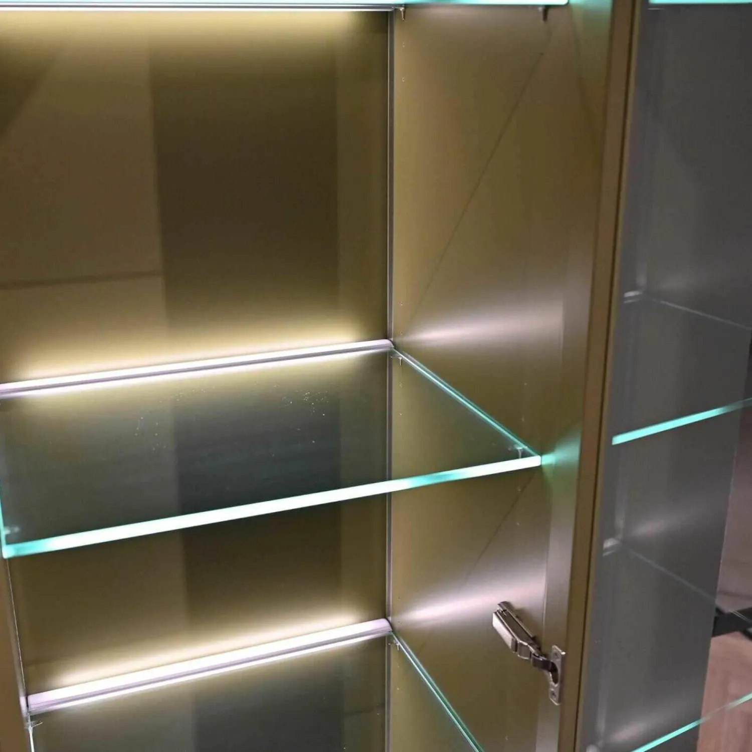 Musterring Vitrinen & Highboards|Vitrine Kara Frame Lack Tundra Matt Fuß Edelstahl Mit LED Beleuchtung