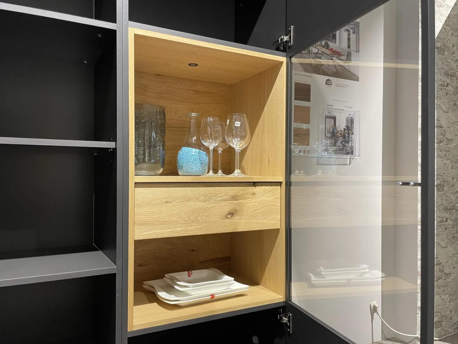 Venjakob Vitrinen & Highboards|Vitrine Lumea 7268 3893 R Lack Anthrazit Matt Absetzung Eiche Gehackt Gebürstet Mit Beleuchtung