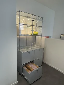 USM Haller Vitrinen & Highboards|Vitrine Mattsilber mit Glas