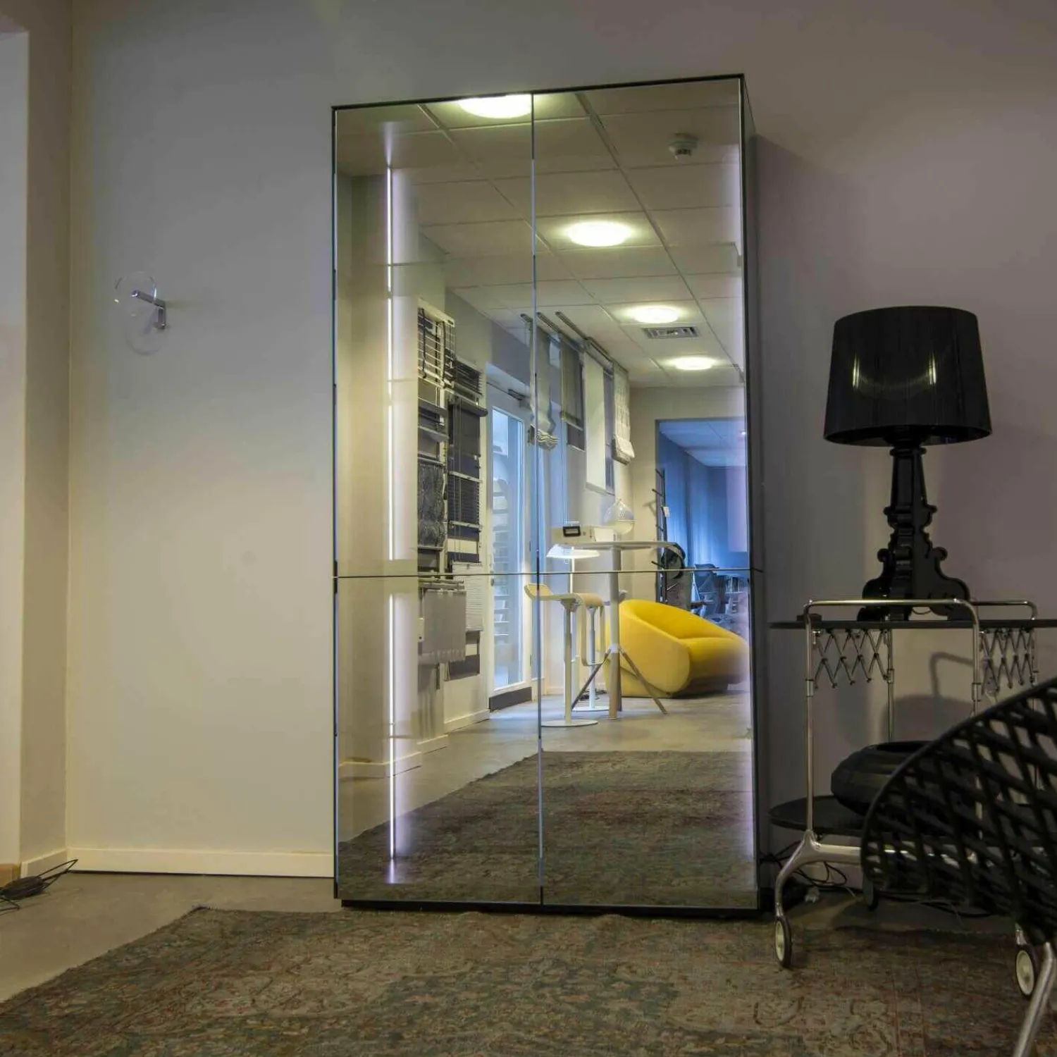 Kettnaker Vitrinen & Highboards|Vitrine Modular Soma Spiegelglas Beleuchtet