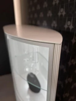 Hülsta Vitrinen & Highboards|Vitrine Navis Pure Weiß Lack mit Hängeelement