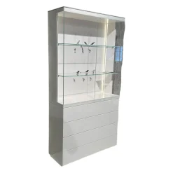 Kettnaker Vitrinen & Highboards|Vitrine Soma Innen Lack Weiß Türen Glas Klar Außen Glas Weiß Glänzend