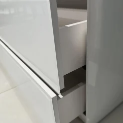 Kettnaker Vitrinen & Highboards|Vitrine Soma Innen Lack Weiß Türen Glas Klar Außen Glas Weiß Glänzend