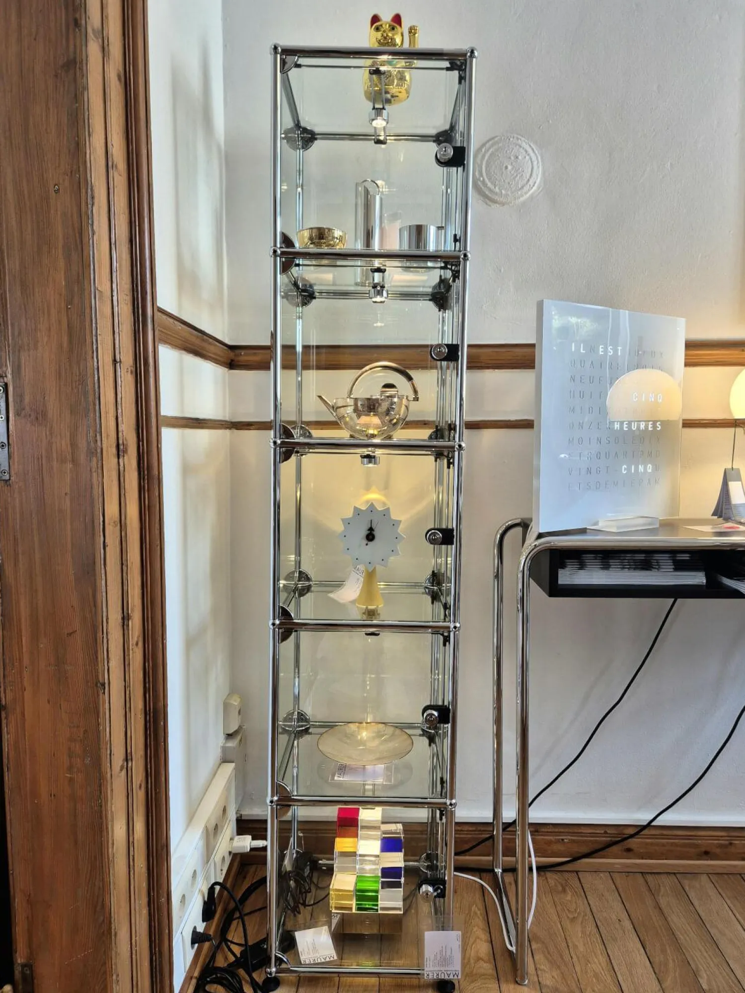 USM Haller Vitrinen & Highboards|Vitrine Stahlgestell Korpus Glas