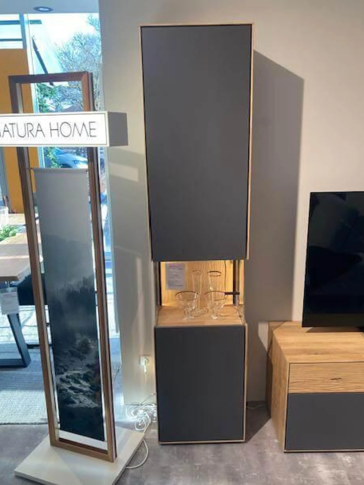 Natura Wohnwände & Tv-Lowboards|Vitrine Tucson Wildeiche Massiv Gebürstet Und Lack Graphitgrau Mit Beleuchtung