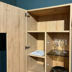 Voglauer Vitrinen & Highboards|Vitrine V-Alpin AV64G Korpus Eiche Altholz Front Glas Glänzend Eintürig