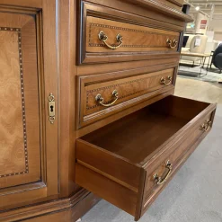 Selva Vitrinen & Highboards|Vitrine Verona 0792 Edelholz Kirschbaumfarbig Antikisiert