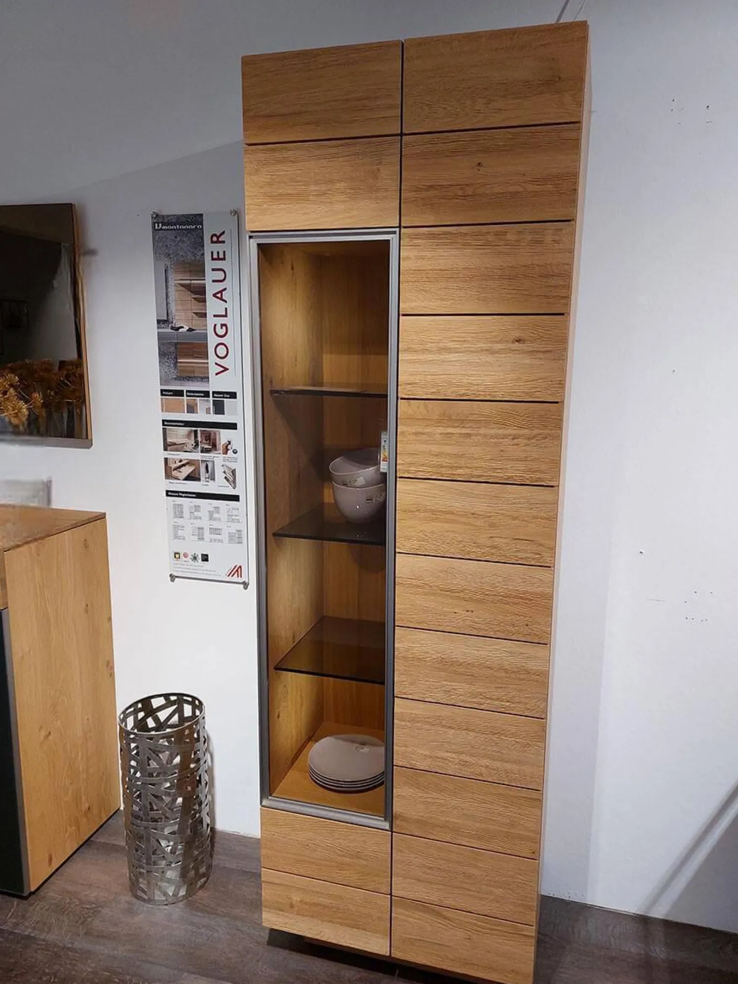 Voglauer Vitrinen & Highboards|Vitrine Vmontanara Eg Wildeiche Geölt Alurahmen Silber Inklusive Beleuchtung