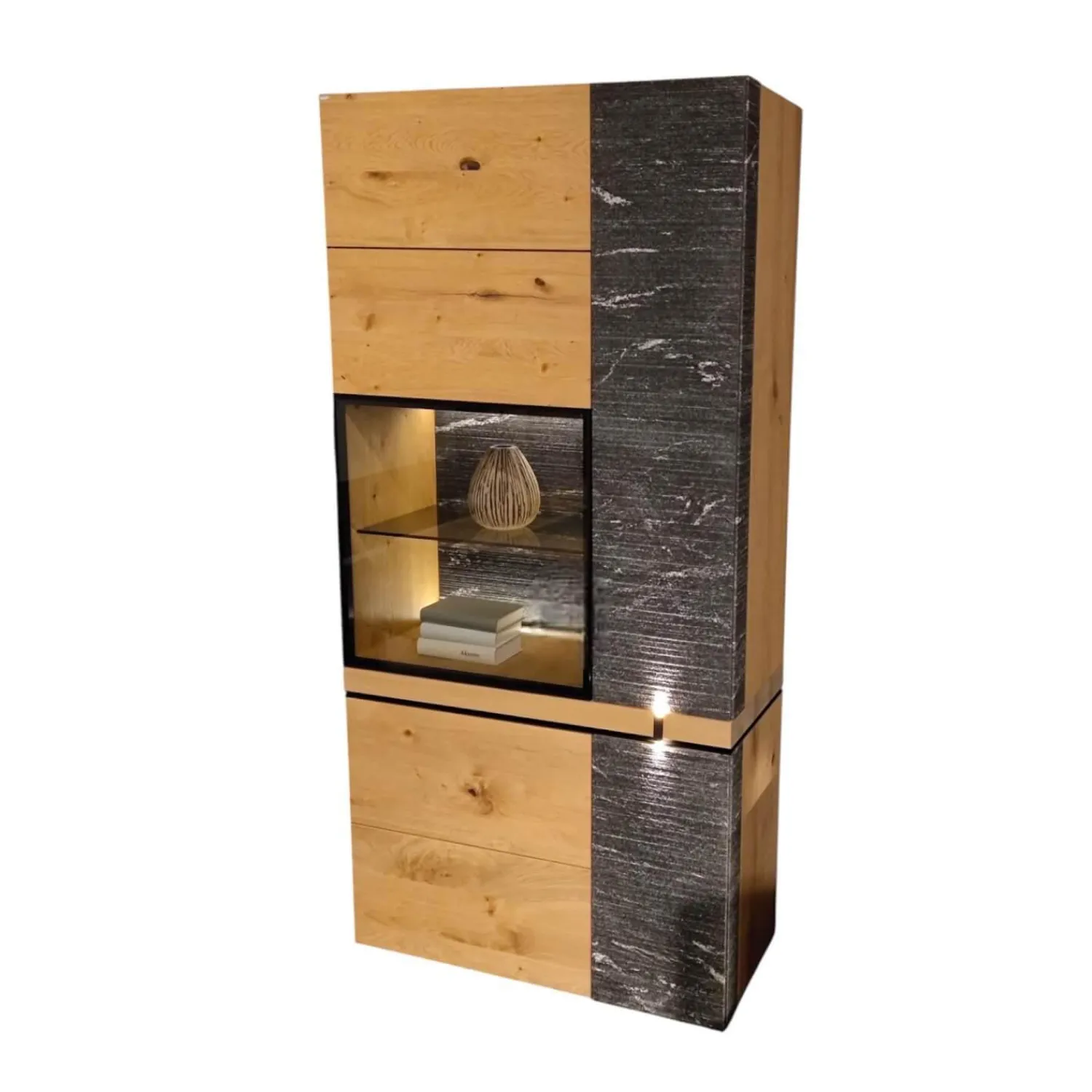 Voglauer Vitrinen & Highboards|Vitrine V-Rock Alteiche Rustiko Gebürstet Steinakzent Alpengranit Schroff Schwarzgrau